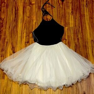 Stacy Sklar women dress 7 medium black white tulle rhinestones pearl prom formal